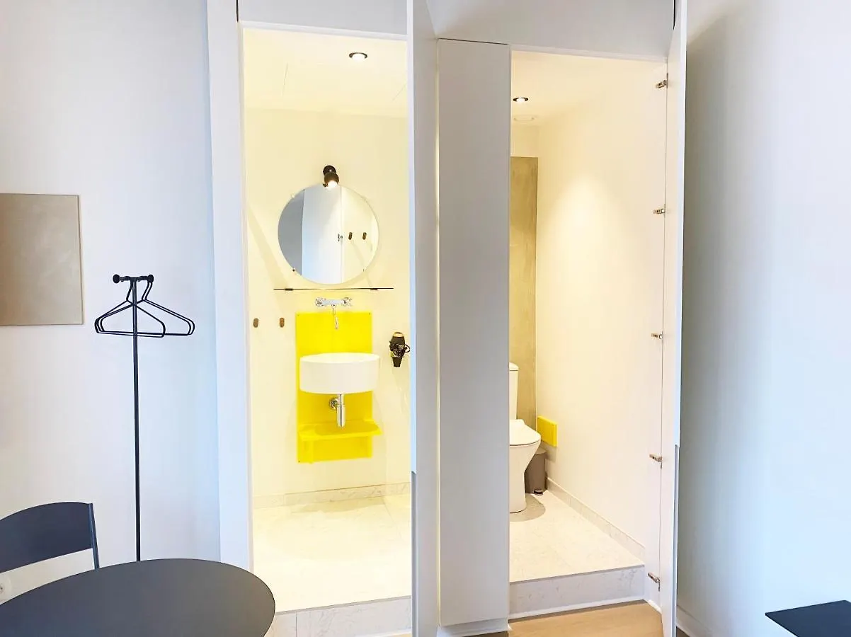 B&B Expo House Anvers Belçika